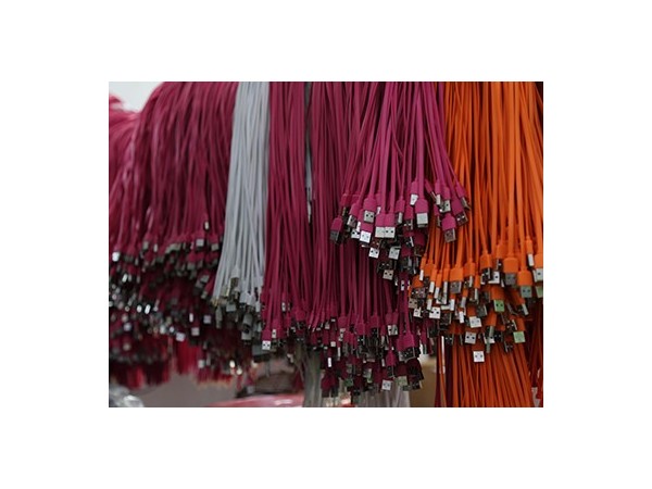 不同的線芯對磁吸數(shù)據(jù)線有什么影響？數(shù)據(jù)線廠家為你分析