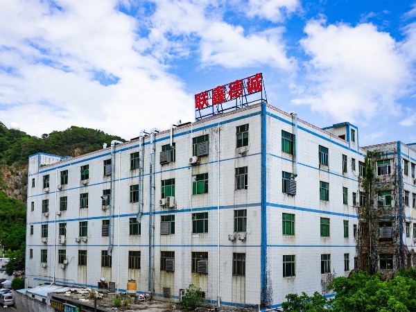 數(shù)據(jù)線(xiàn)OEM加工源頭廠家，聯(lián)鑫德誠(chéng)數(shù)據(jù)線(xiàn)廠家