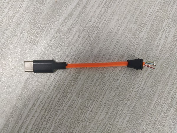 HiFi音頻設(shè)備Type-C數(shù)據(jù)線(xiàn)定制